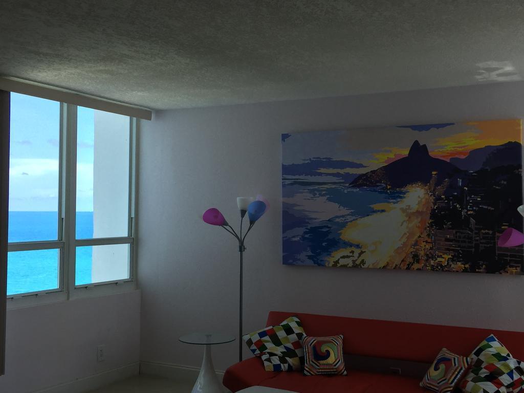 マイアミビーチCastle Beach - Great Viewsアパートメント エクステリア 写真